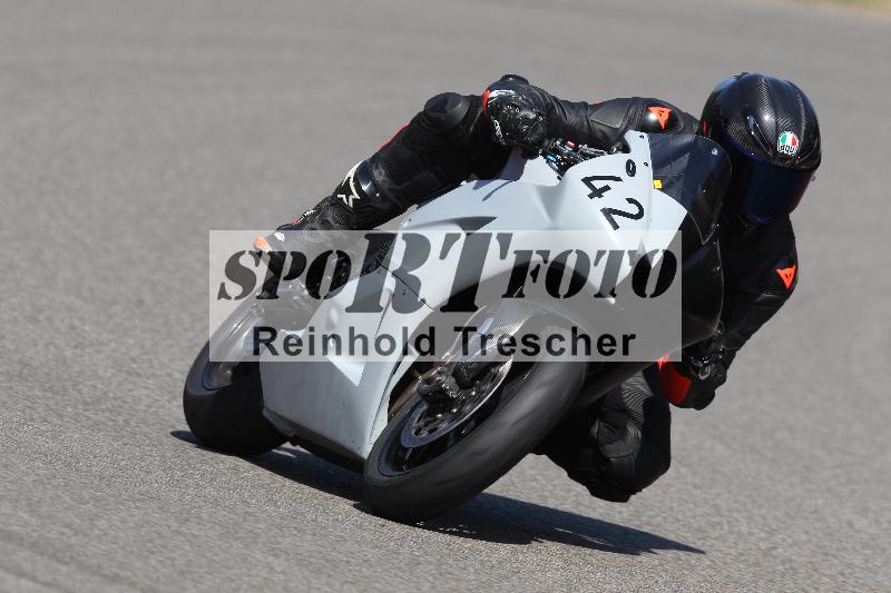 Archiv-2022/57 29.08.2022 Plüss Moto Sport ADR/Einsteiger/42